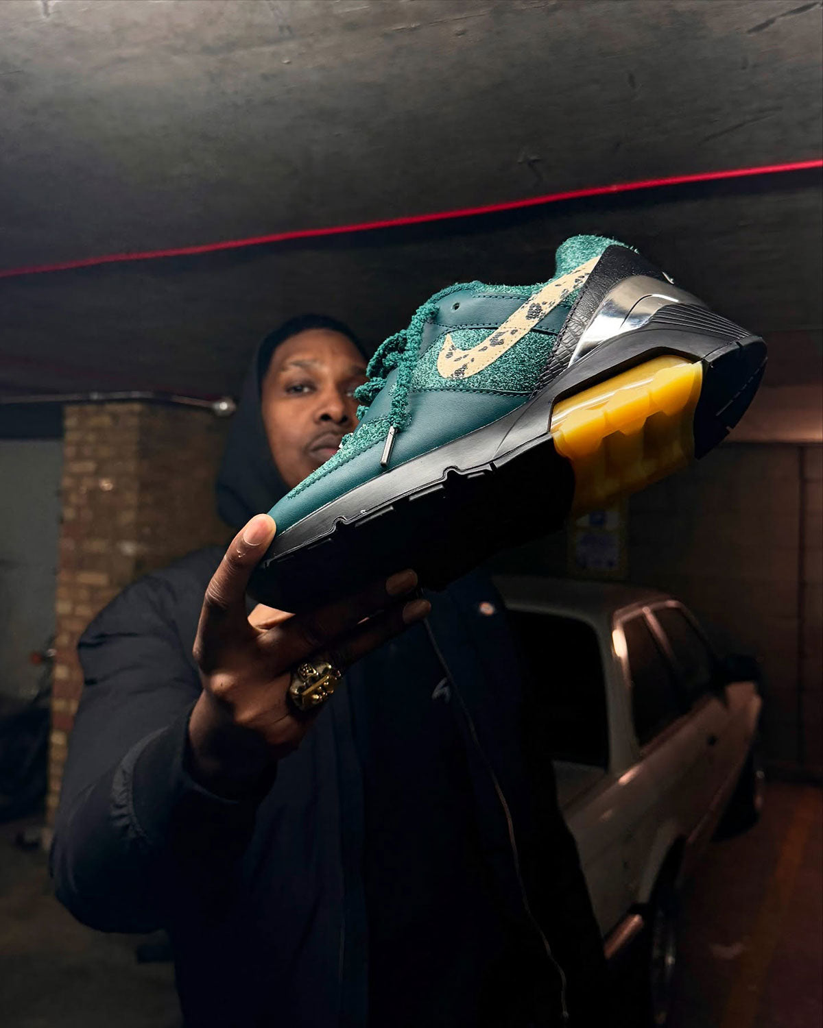 Nike Air Max 180 x Apron Records Vortex | Blog