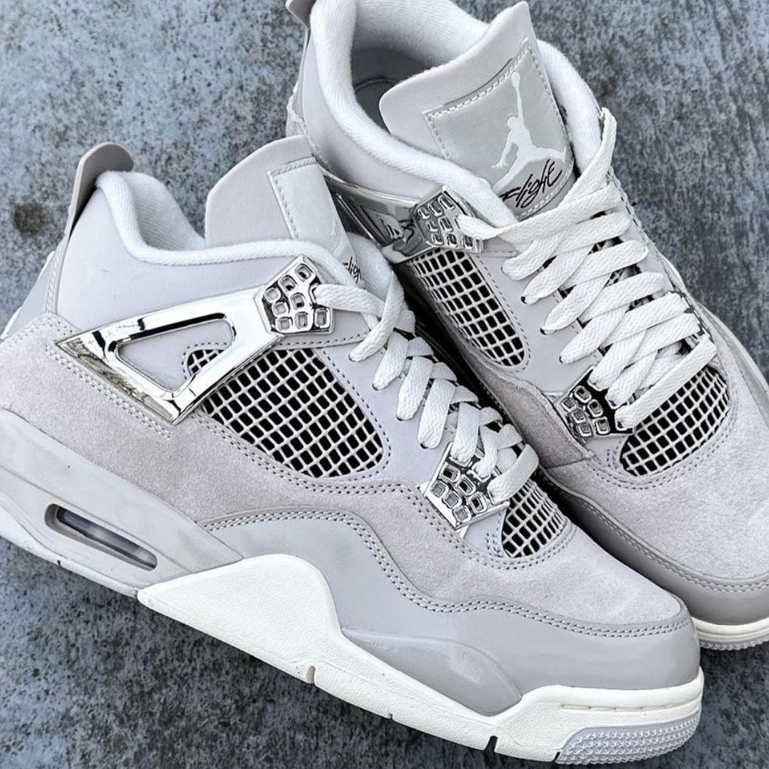 Nike Air Jordan 4 Frozen Moments