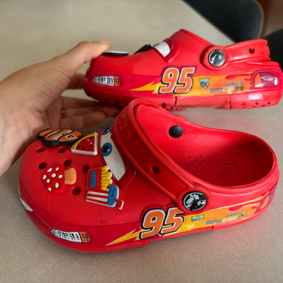 Crocs Classic Clog Lightning McQueen SEO