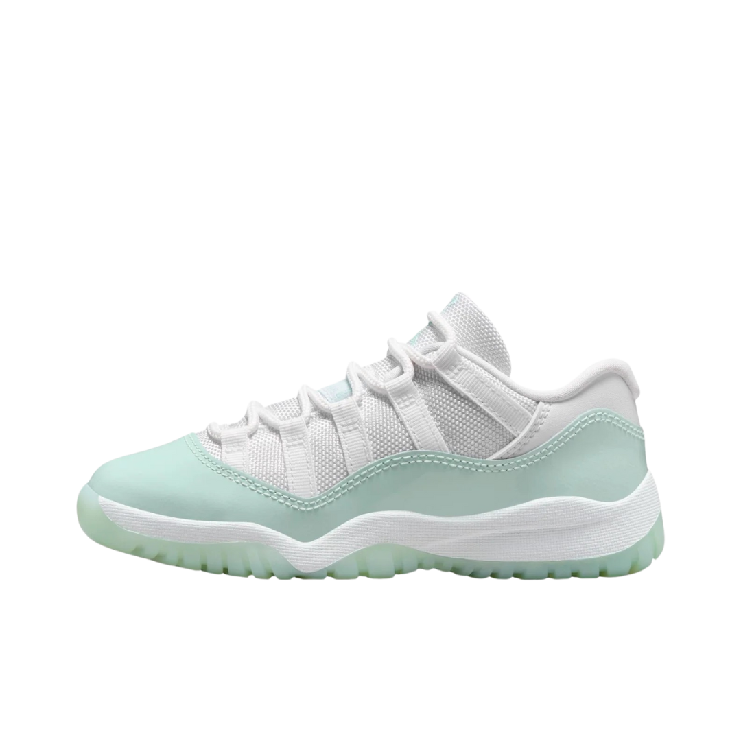 Jordan 11 Retro Low Igloo