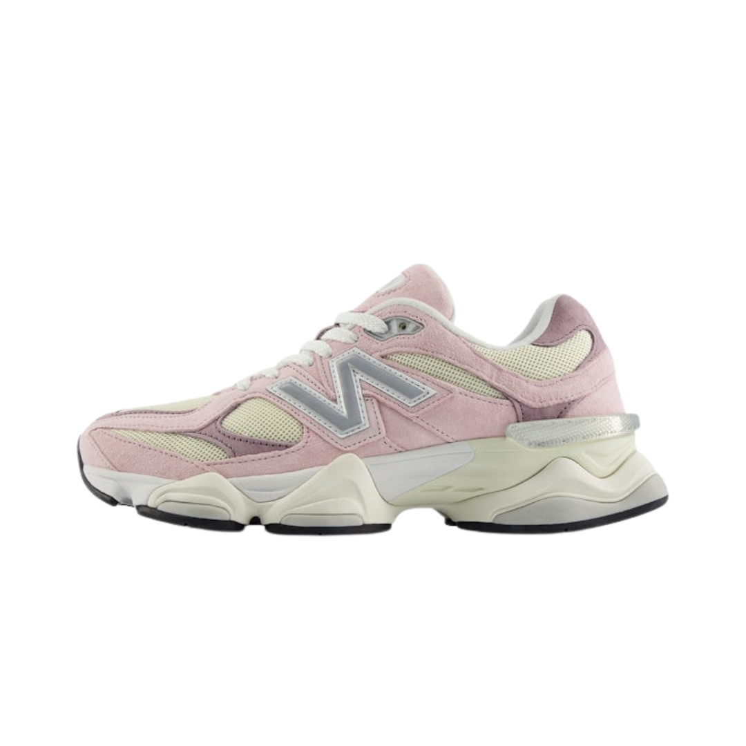 New Balance 9060
Rose Sugar Angora