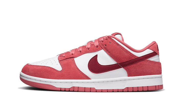 Nike Dunk Low Valentine's Day