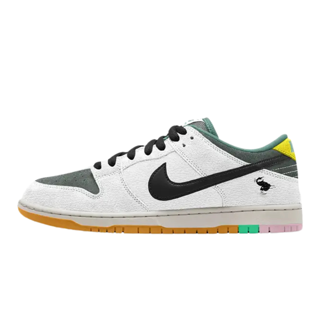 Nike SB Dunk Low CSEF