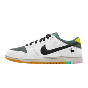 Nike SB Dunk Low CSEF