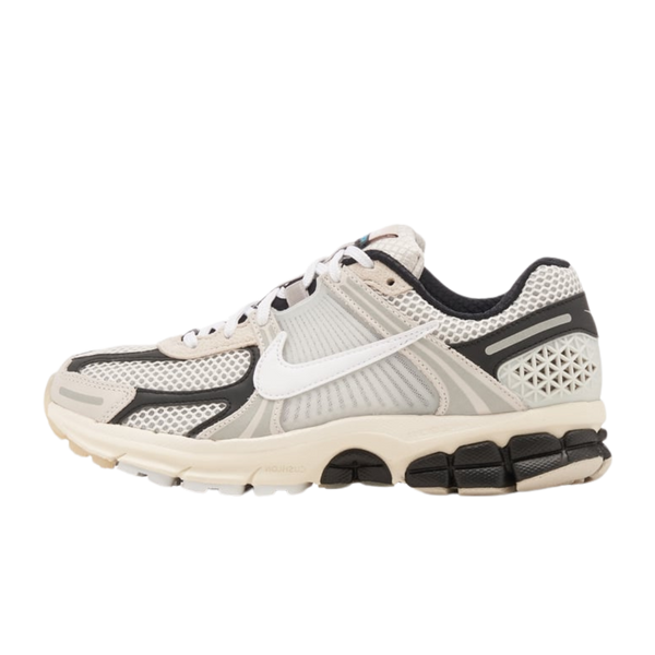 Nike Zoom Vomero 5
Supersonic Light Bone Black