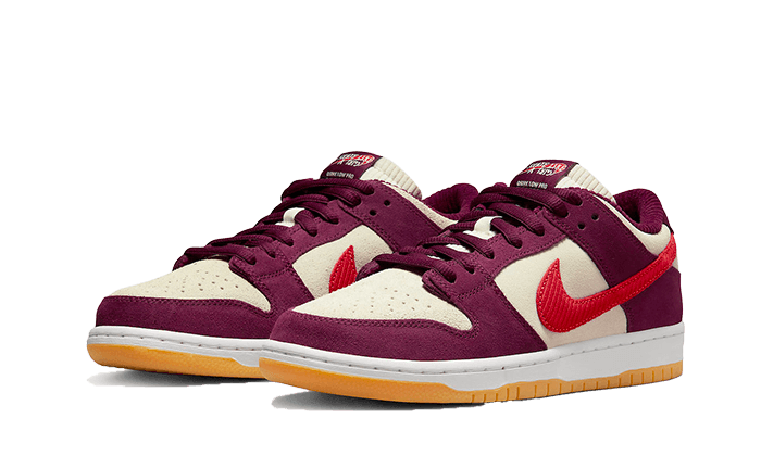 SB Dunk Low Skate Like A Girl Bordeaux - DX4589-600