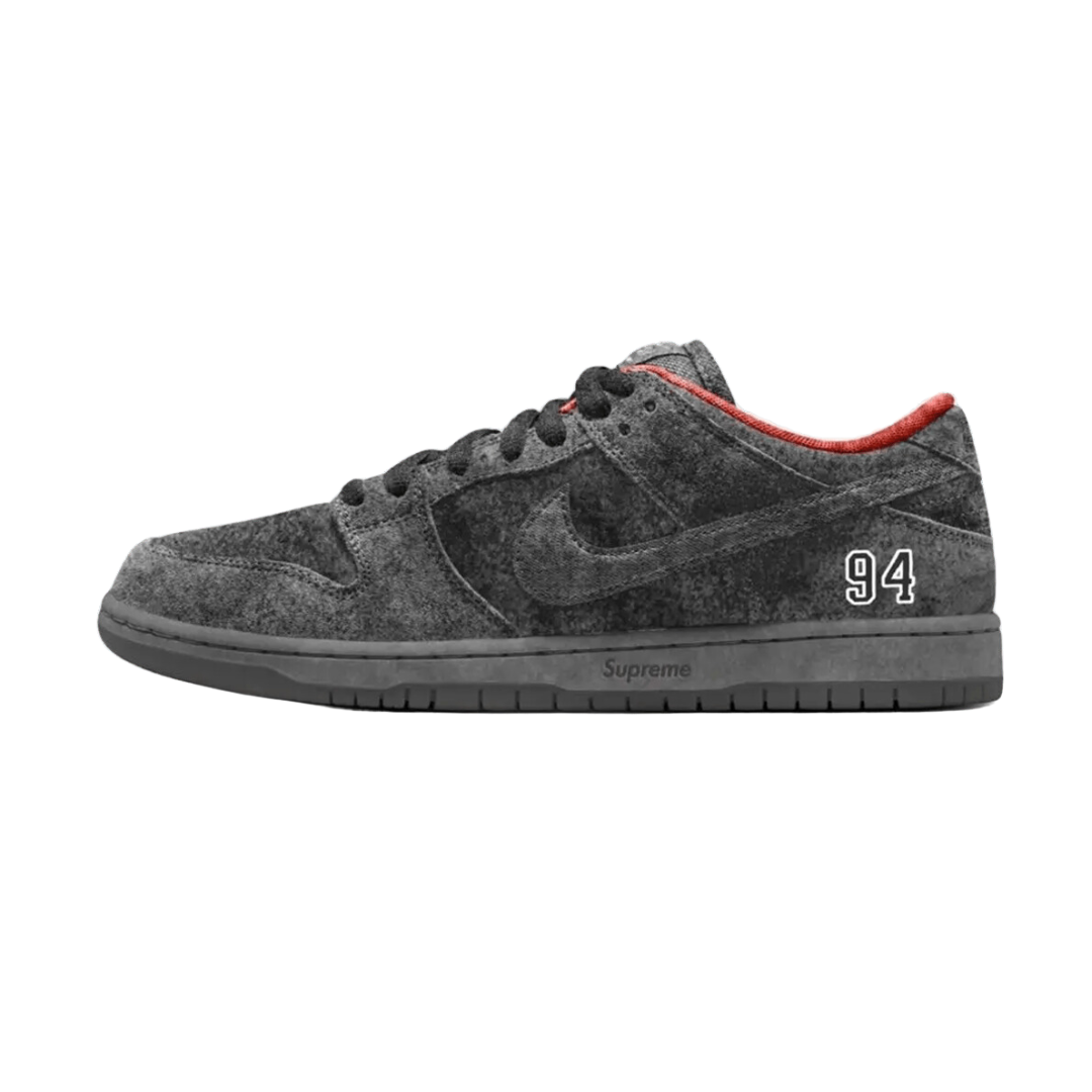 Supreme X Nike SB Dunk Low Pro 'Black'