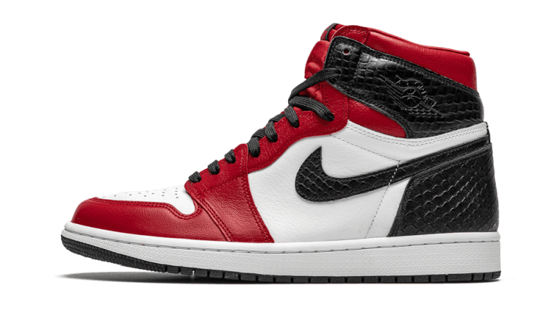 Air Jordan 1 Retro High Satin Snake Chicago