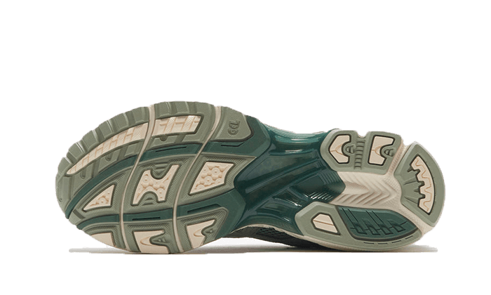 Gel-Kayano 14 Olive Grey - 1201A161-301