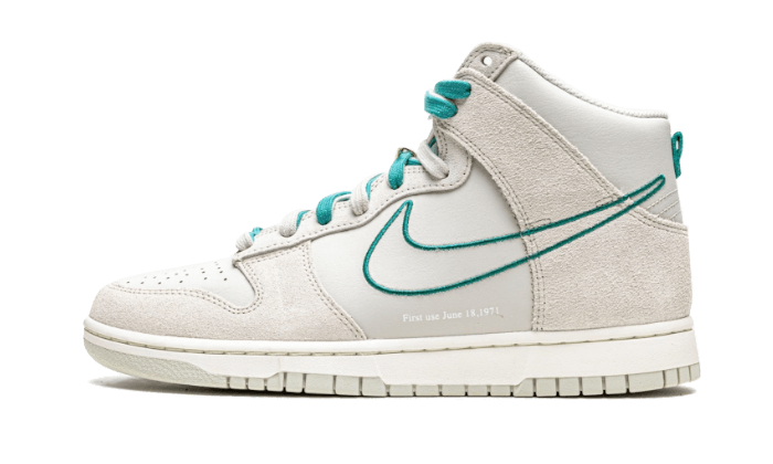 Nike Dunk High First Use Light Bone Green Noise