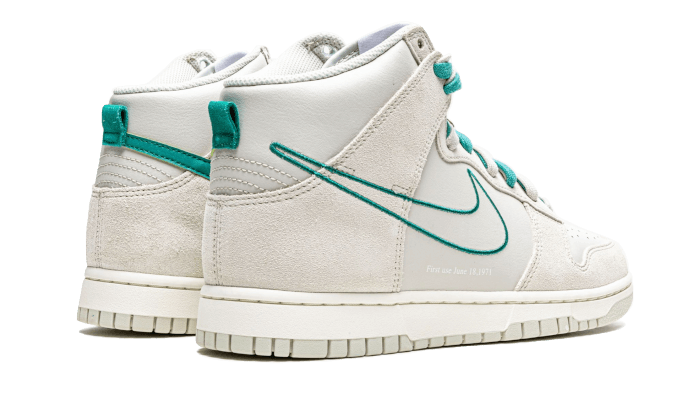 Dunk High First Use Light Bone Green Noise - DH0960-001 / DD0733-001