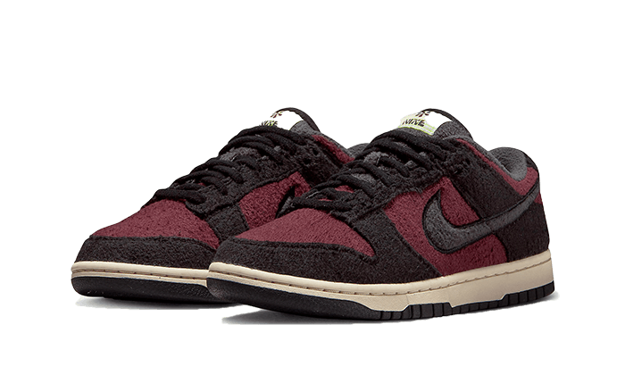 Dunk Low SE Fleece Burgundy Crush - DQ7579-600