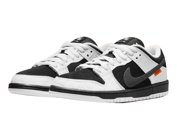 Nike SB Dunk Low X TIGHTBOOTH