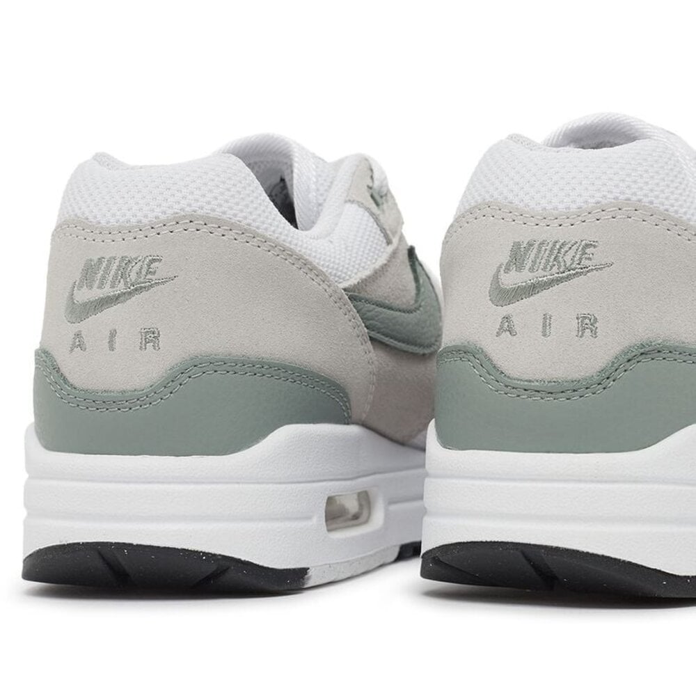 Nike Air Max 1 Mica Green