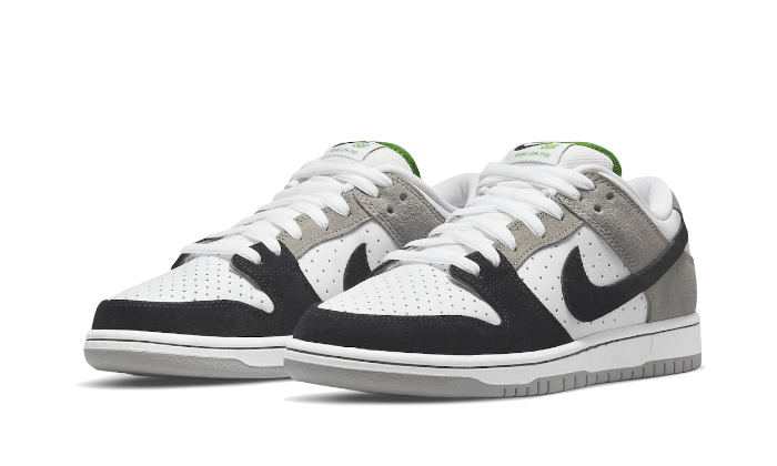 SB Dunk Low Chlorophyll - BQ6817-011