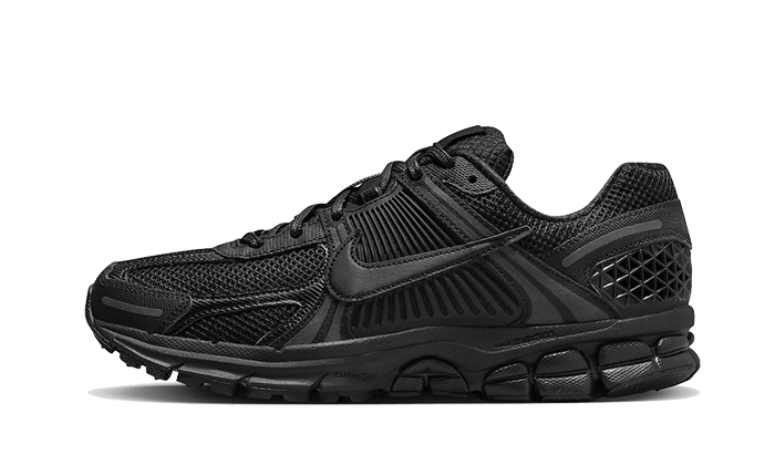 Nike Vomero 5 Triple Black