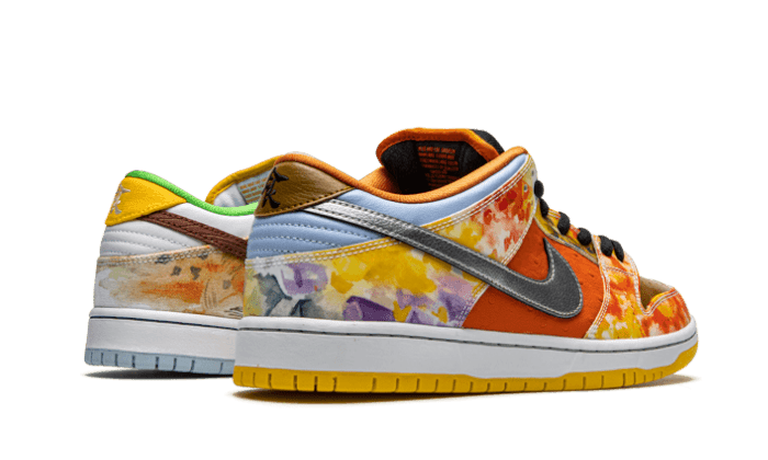 SB Dunk Low Street Hawker (2021) - CV1628-800