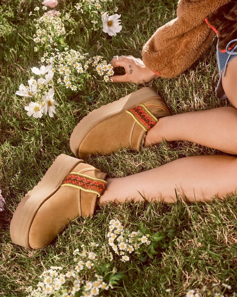 Uggs Classic Ultra Mini Braided Boots Chestnut