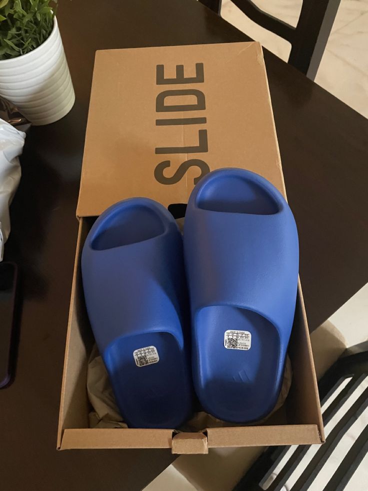 Adidas Yeezy Slide Azure